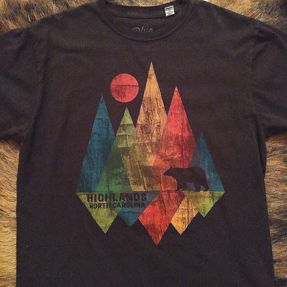 Blue 84 Other - EUC Highlands North Carolina Graphic T-Shirt